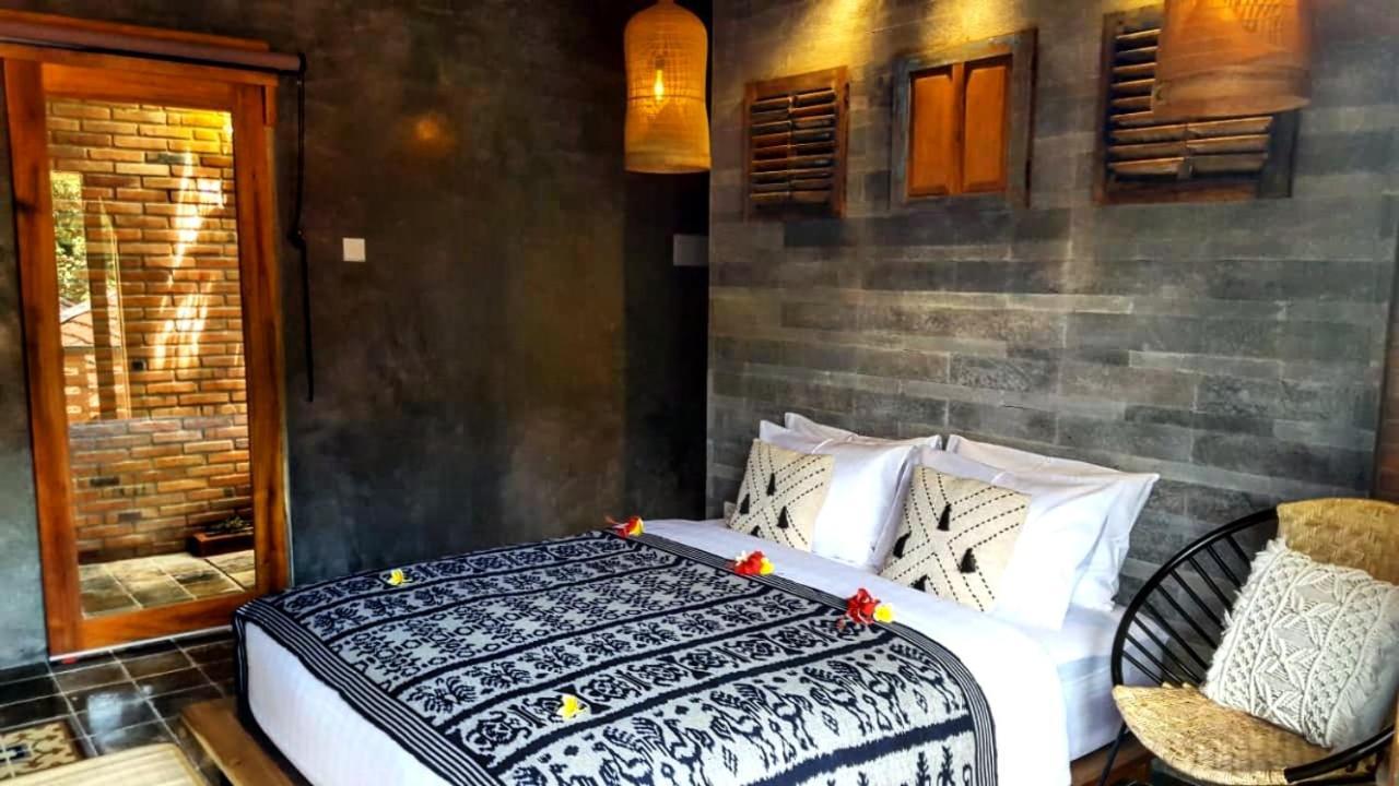 Oma Watu Inn Pringkuku Exterior foto
