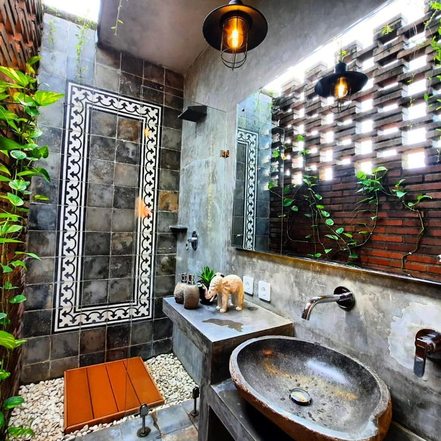 Oma Watu Inn Pringkuku Exterior foto